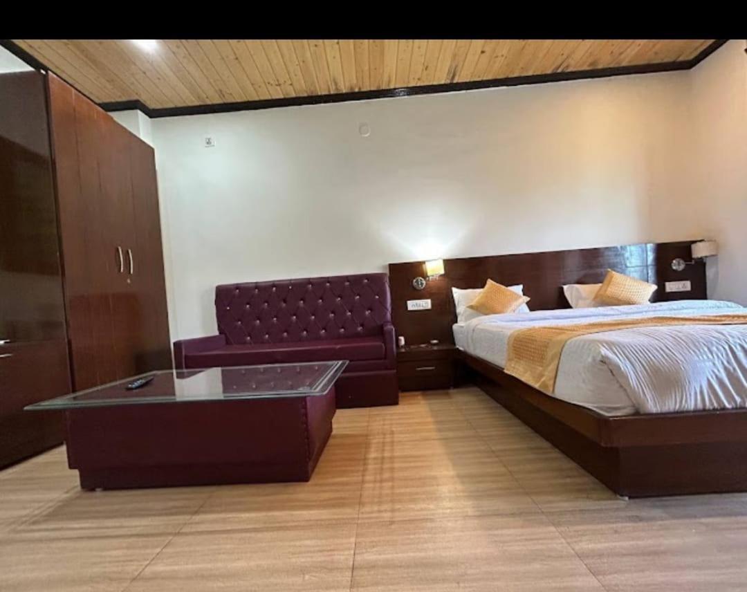 Hotel 7 Heavens Mussoorie Esterno foto