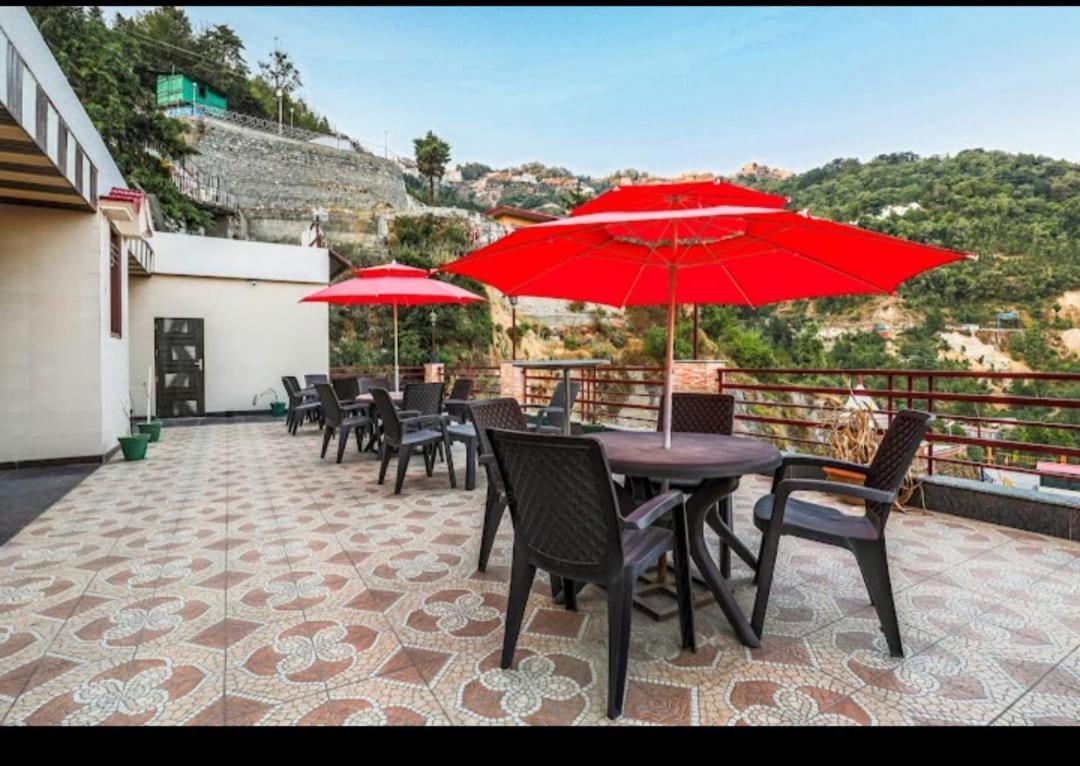 Hotel 7 Heavens Mussoorie Esterno foto